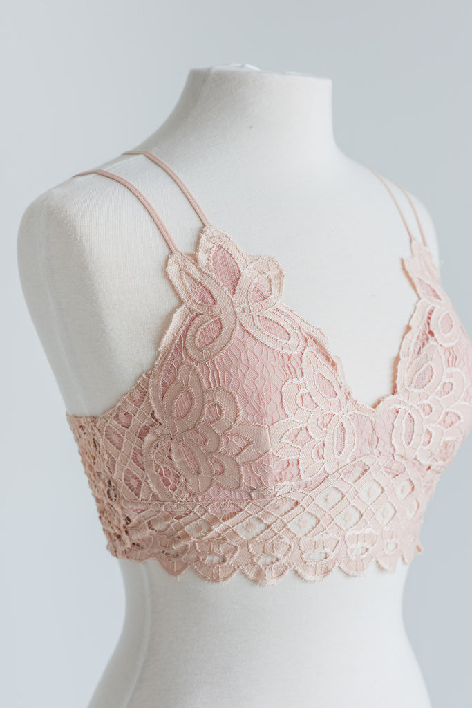 Feminine Blush Pink Lace Bralette – The Mint Julep Boutique