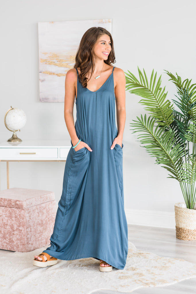 Good To Flow Maxi Dress, Slate – The Mint Julep Boutique