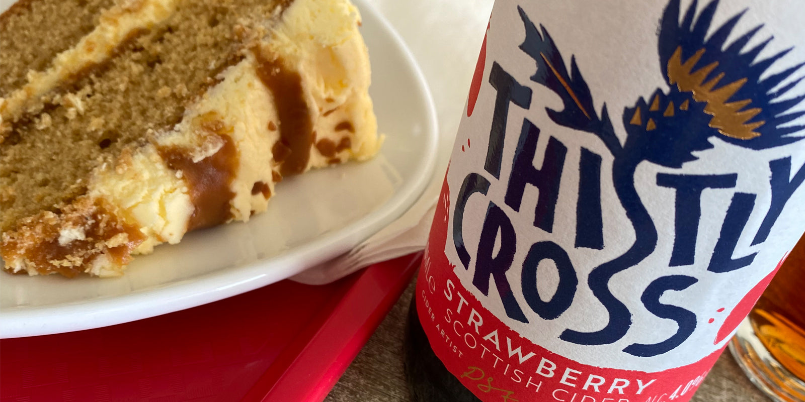 Schotse Sticky toffee pudding cake and Thistly Cross Strawberry Scottish Cider