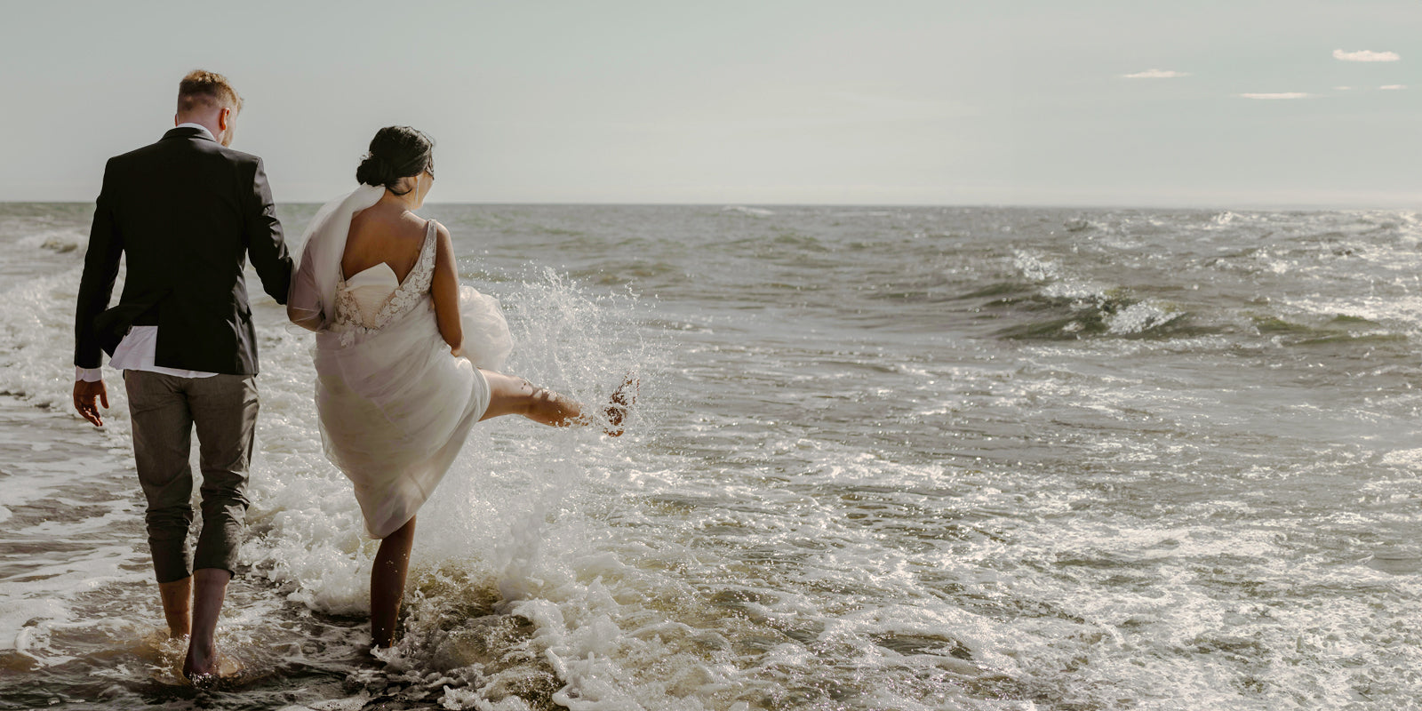 wedding location on the water