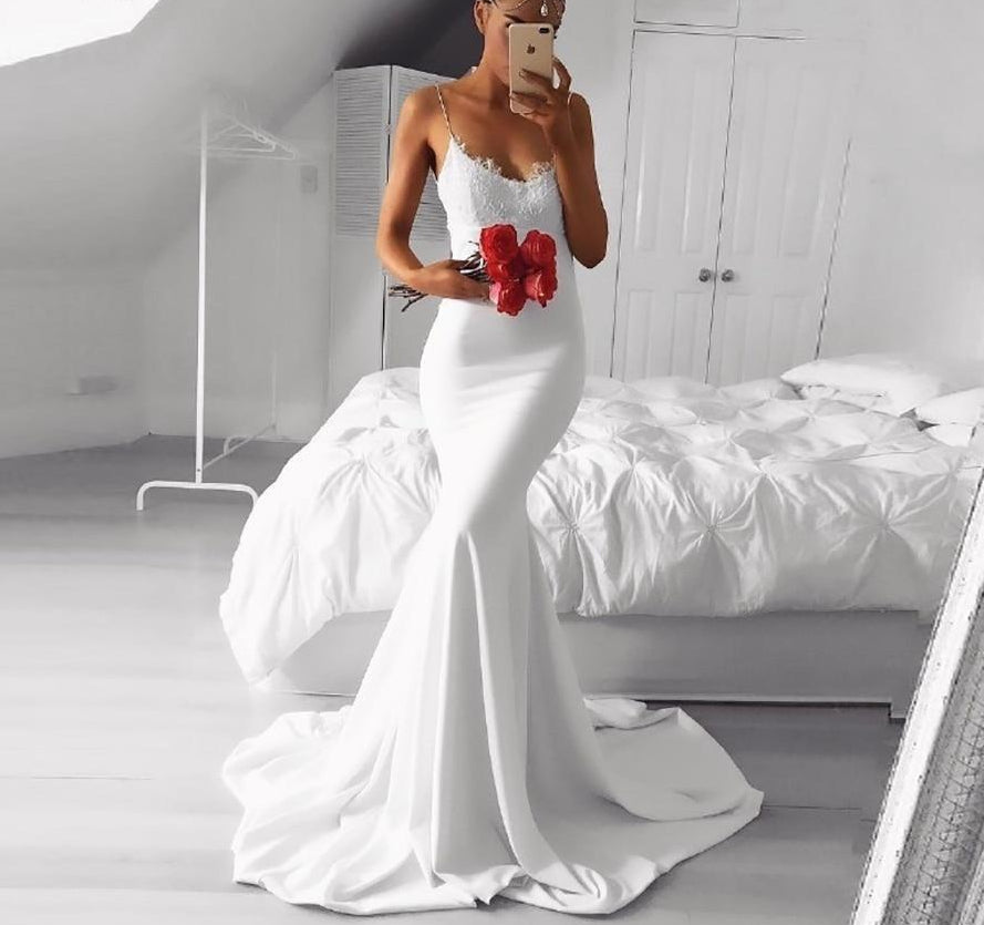 Sexy Mermaid Bridal Gown Lace Elegant Wedding Dress Spaghetti Straps