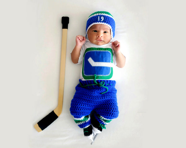 baby canucks jersey