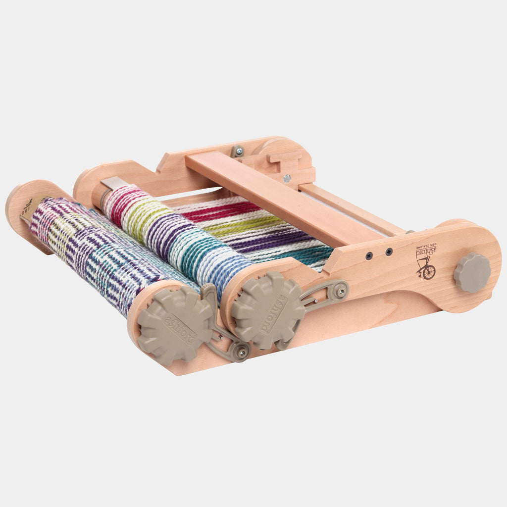 Katrinkles Darning and Mending Loom Kit – EWE fine fiber goods