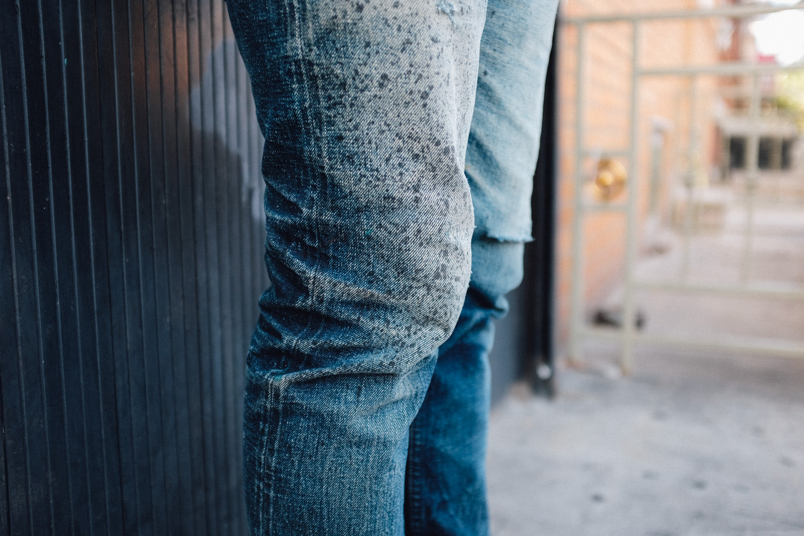 Knee honeycombs on a pair of jeans.