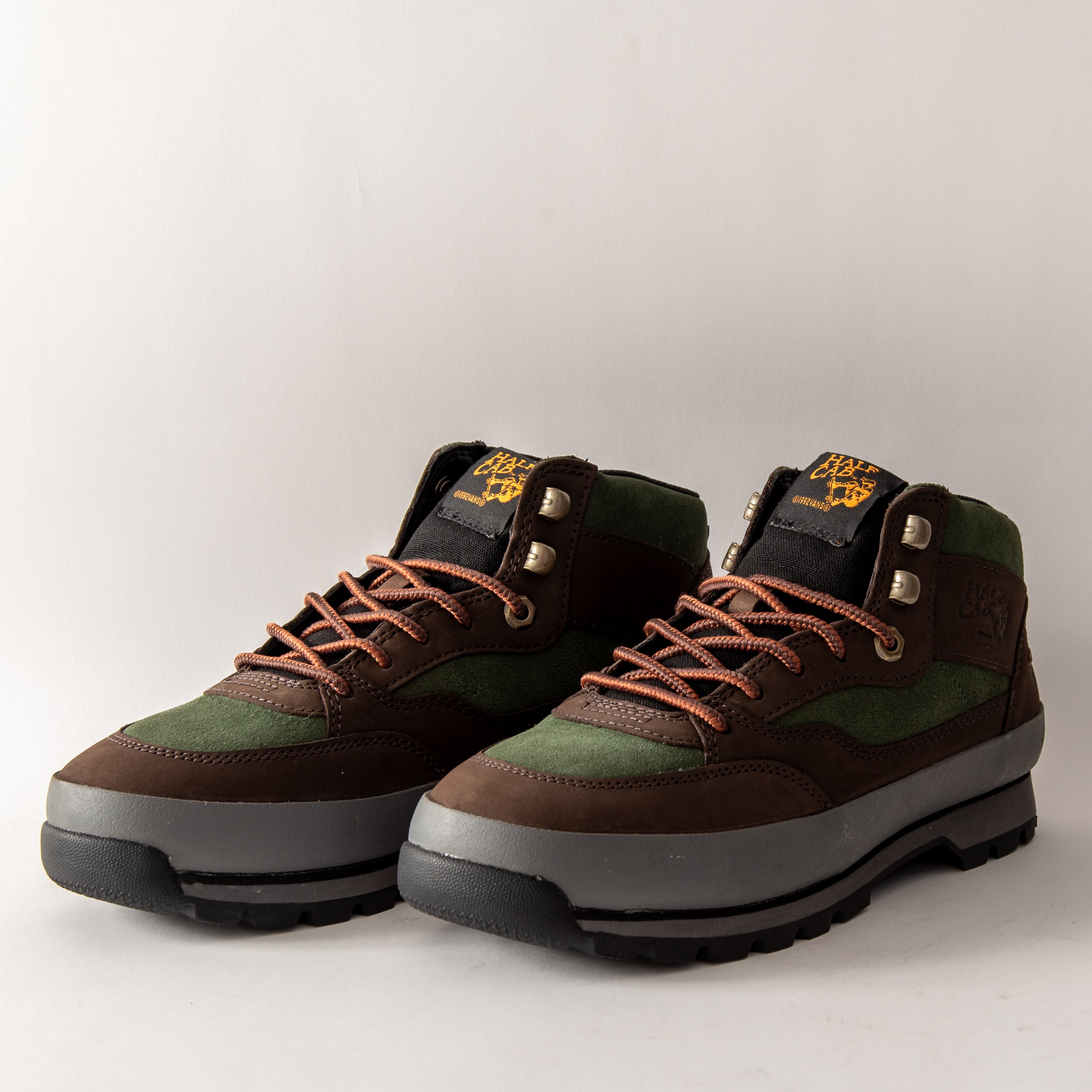 VANS×TIMBERLAND HALF CAB HIKER 26.5cm セールなどお得に購入 メンズ