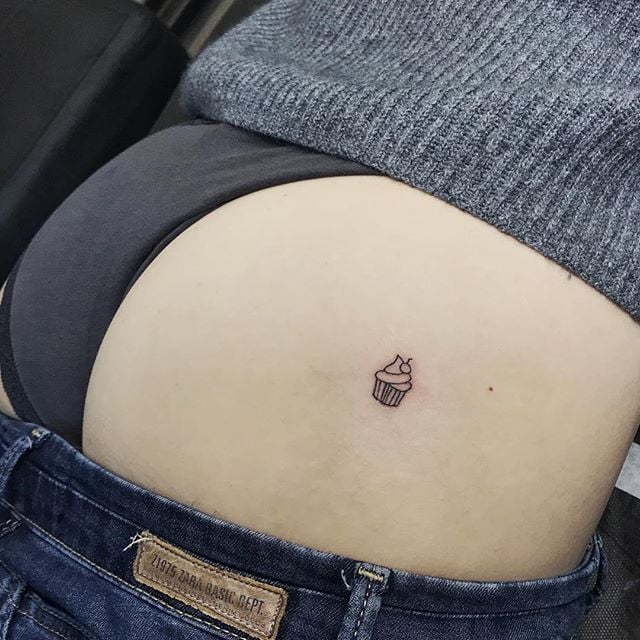 butt tattoo