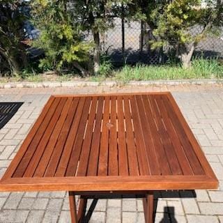 outdoor center table