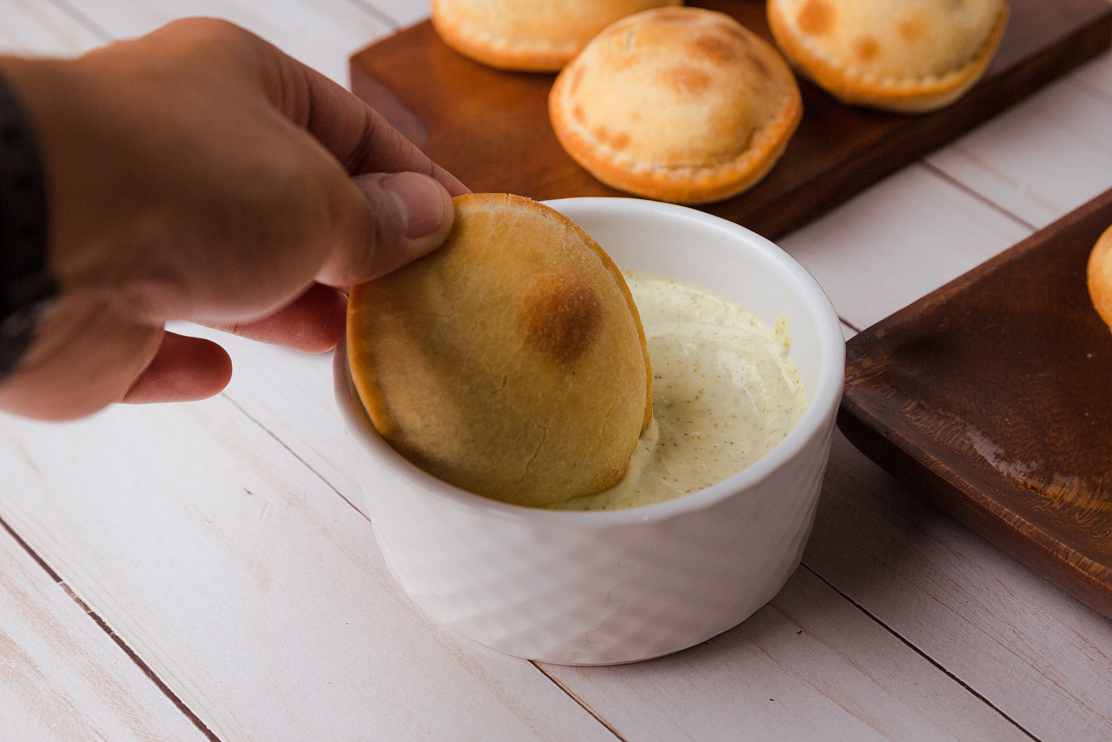 Pastelitos Maracuchos Precocidos en paquetes de 24 unids – Tequenos Xpress