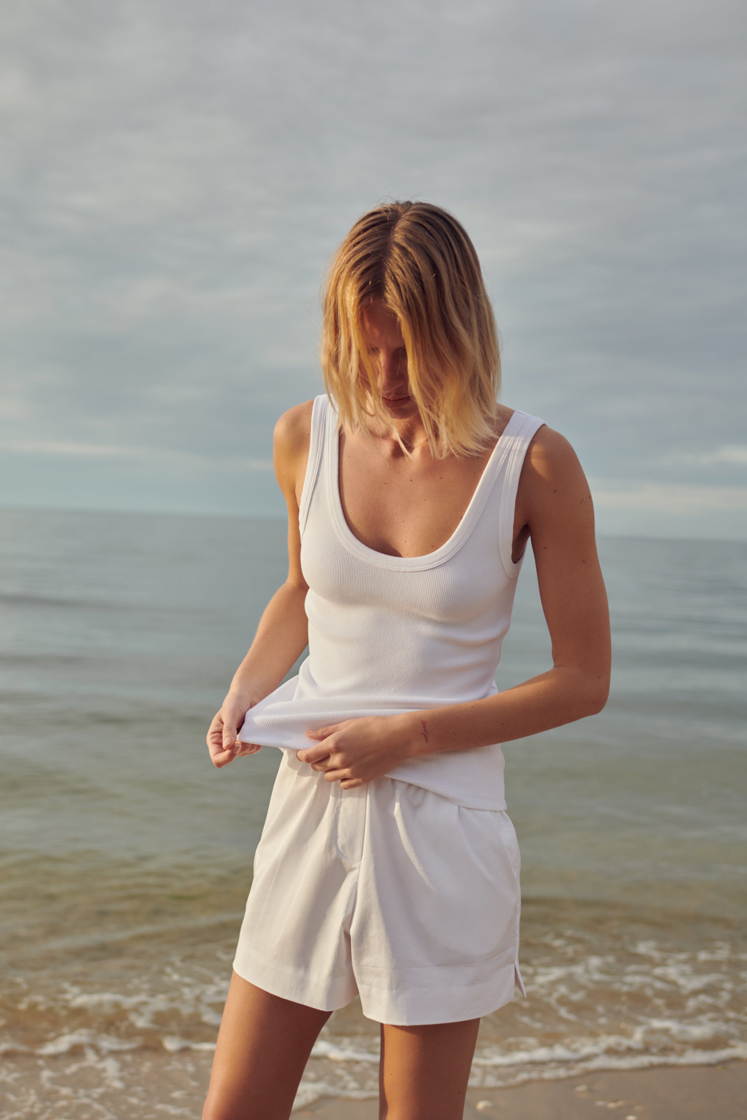 The Scoop It Up Tank in White