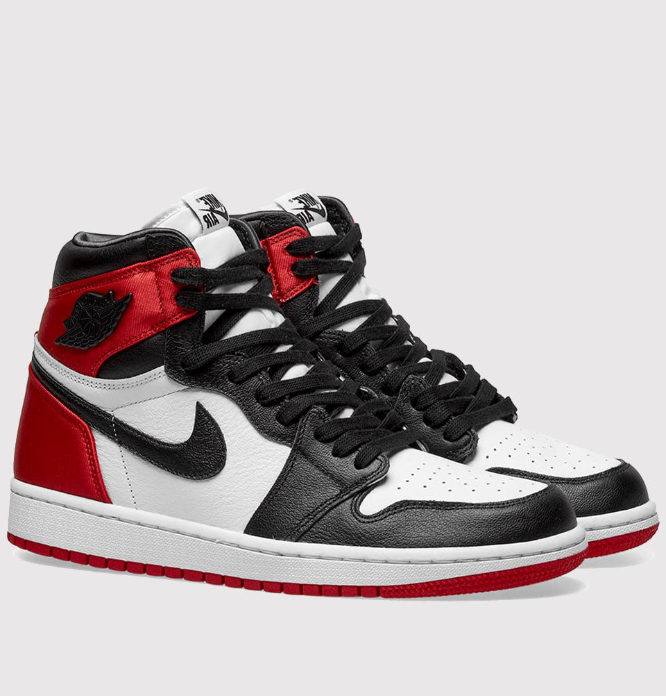 retro 1 satin black toe