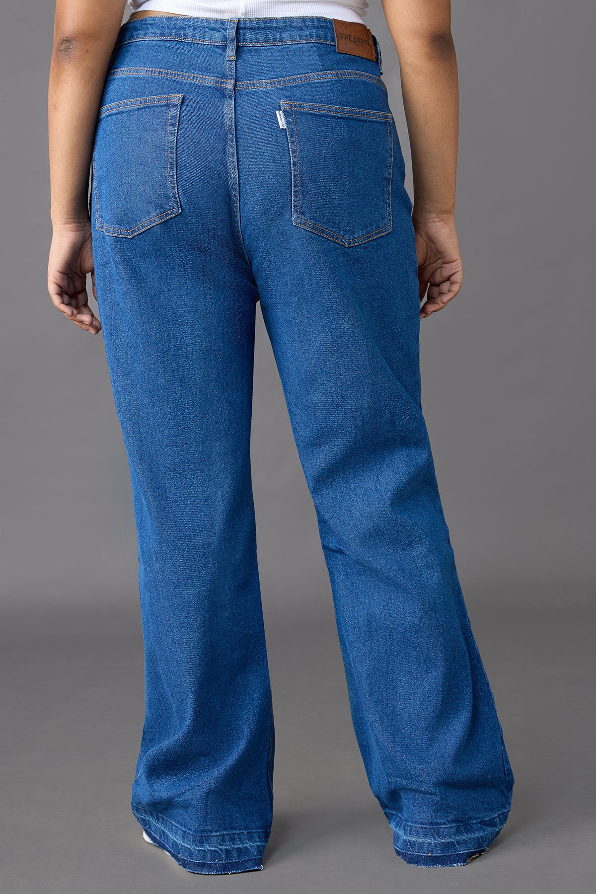 Classic Throwback Distressed Bootcut Curve Jeans