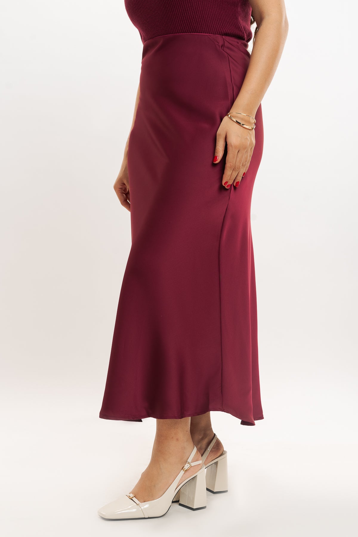 CURVED SLIT BLUE MIDI SKIRT