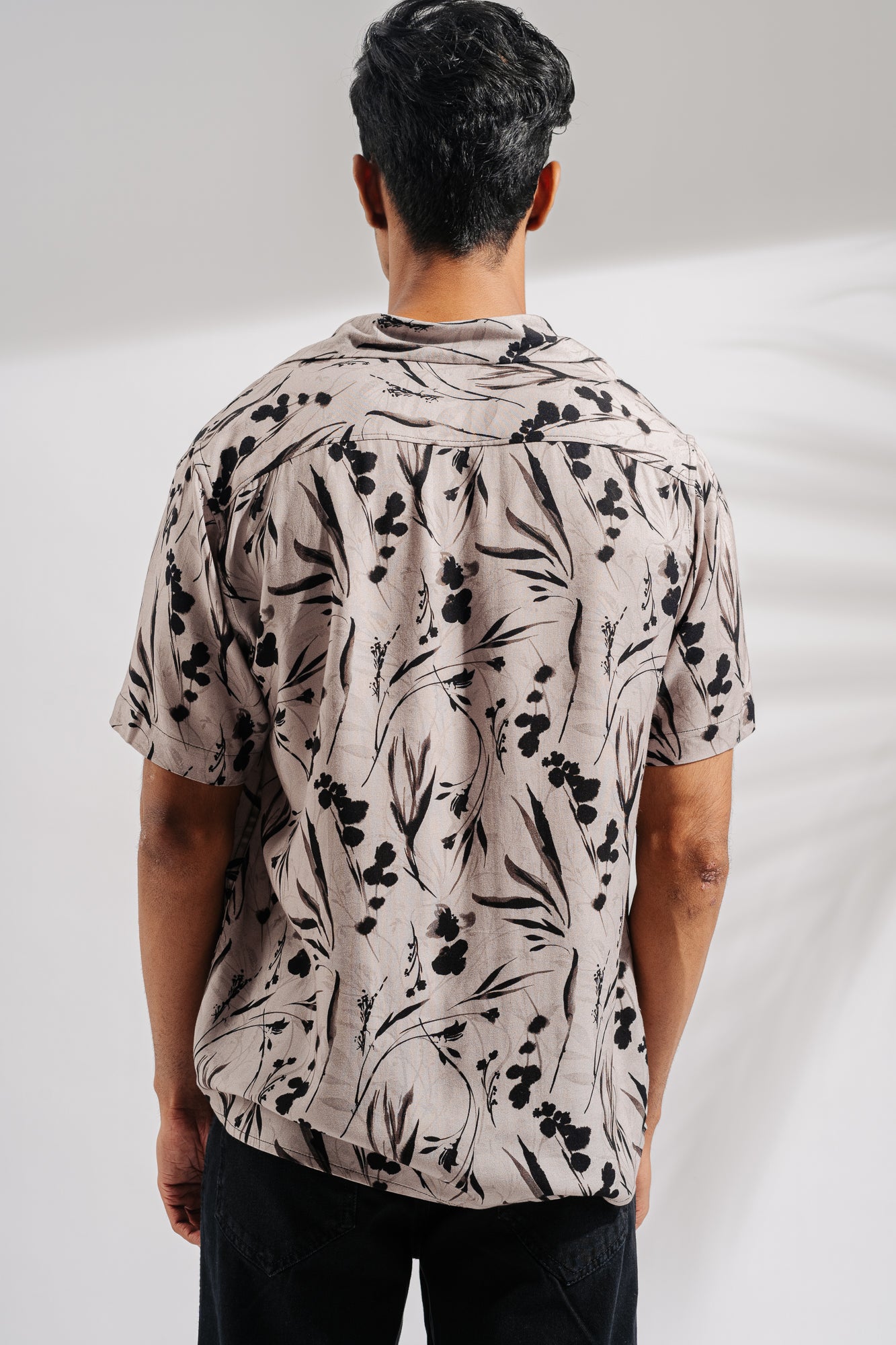 Grey Foliage Print Men's Viscose Shirt