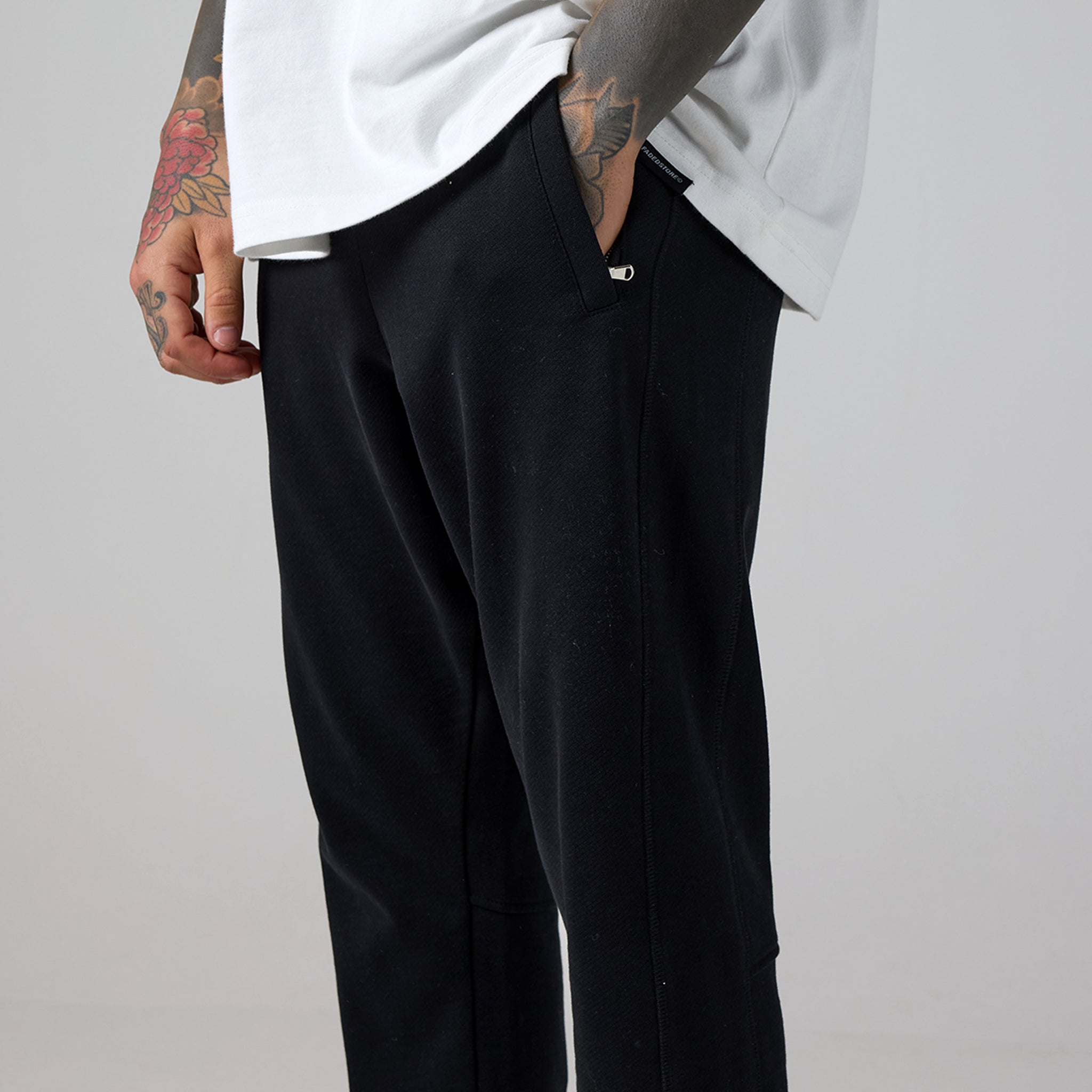 Heavyweight Cuffed Jogger | Black