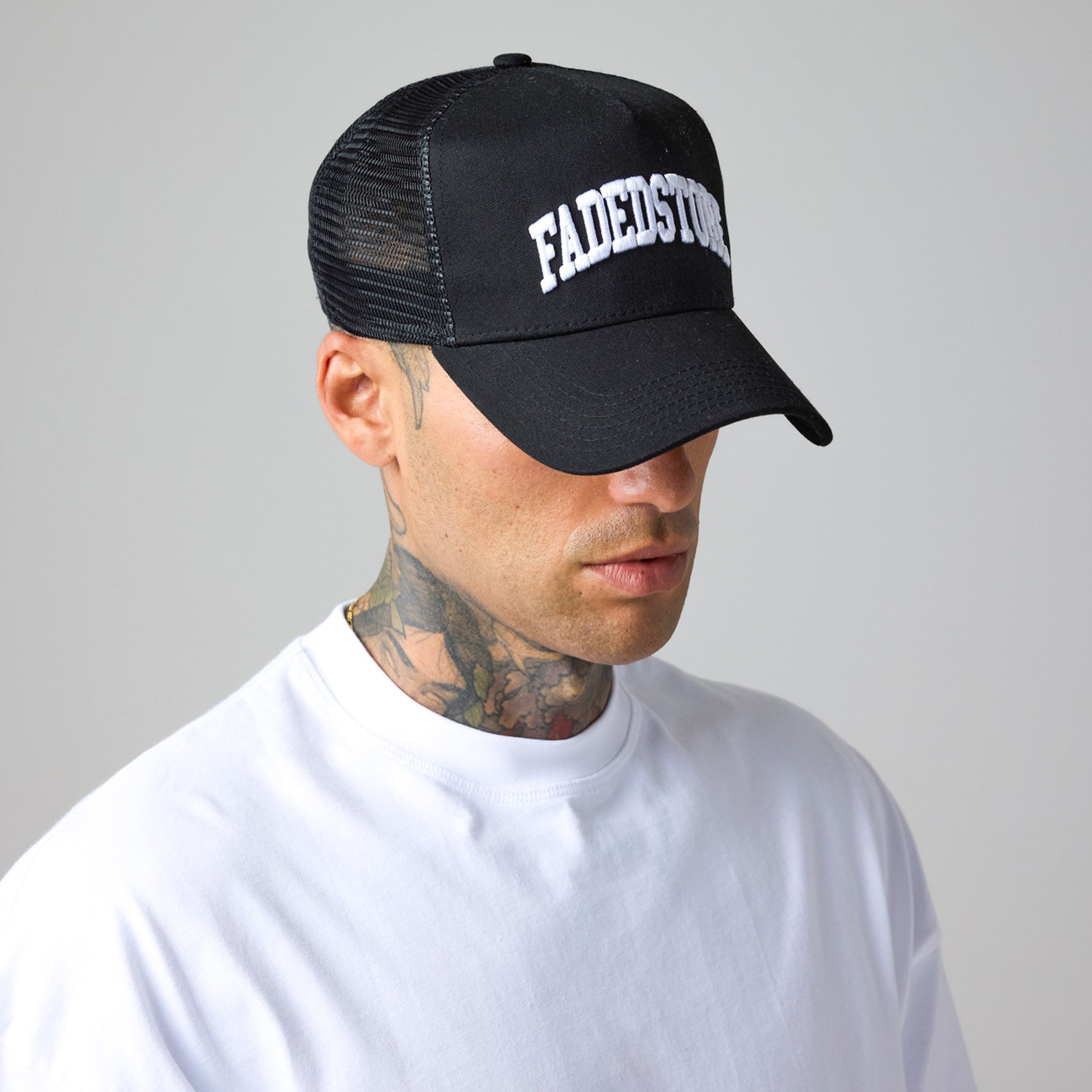 Mesh Trucker Cap I Black