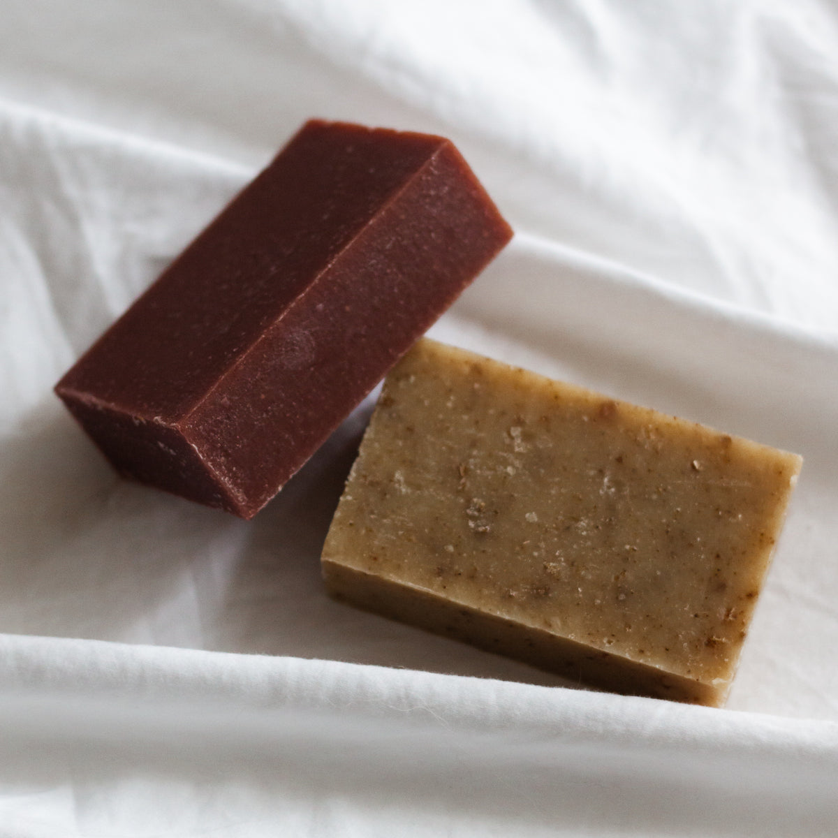 withSimplicity natural oatmeal spice botanical soap