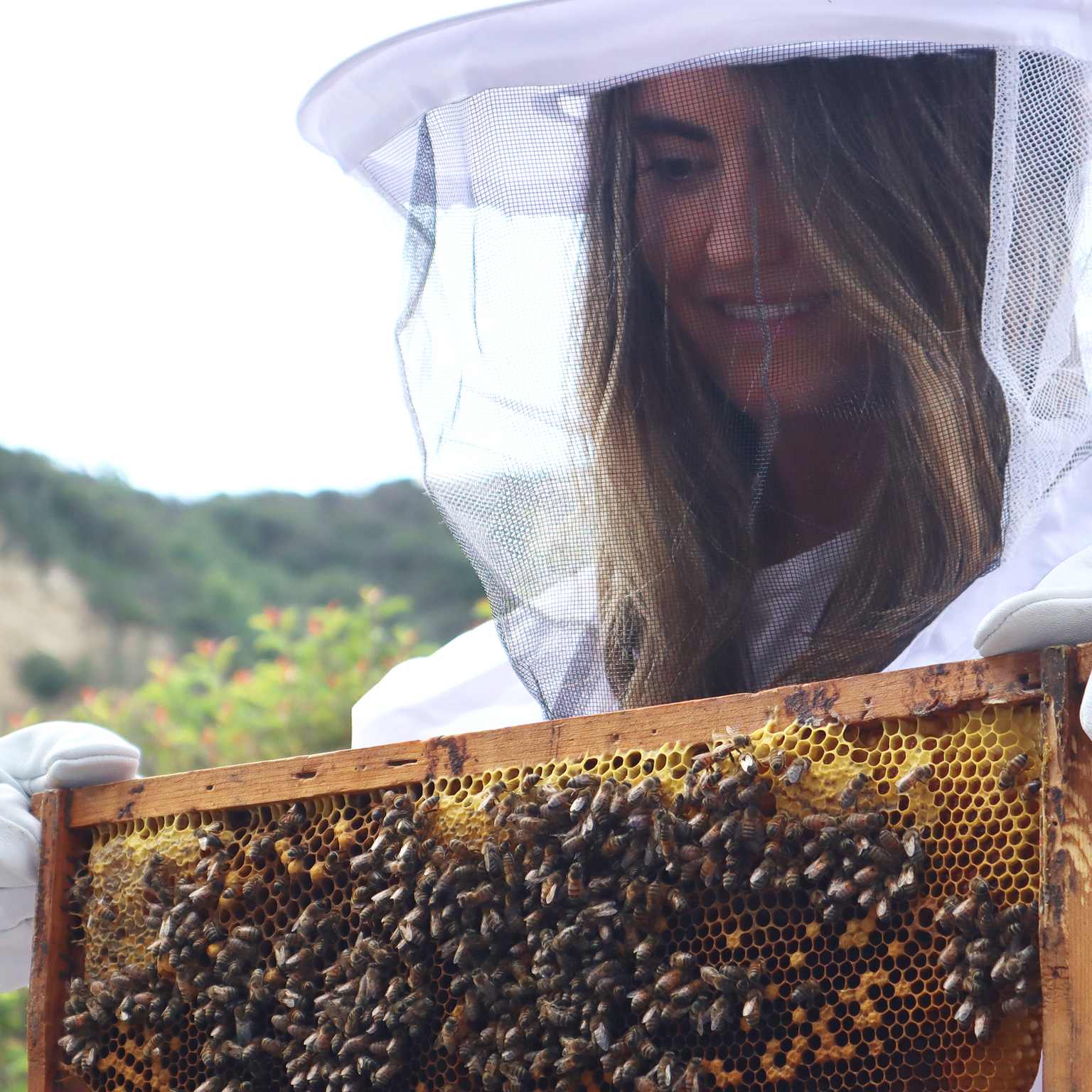 Beekeeper's Naturals: Celebrity-Loved Wellness Brand