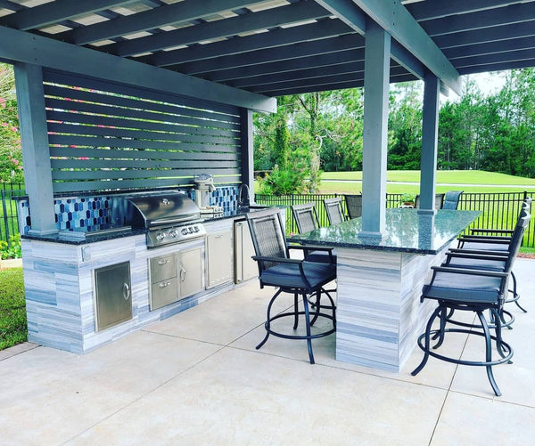 Amazing Poolside Outdoor Kitchen with Dual Islands, Modern Pergola, an ...