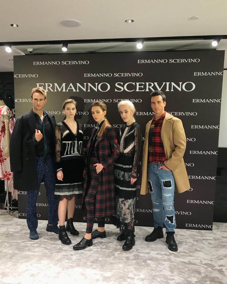 Ermanno Scervino Event Catering | Jouer