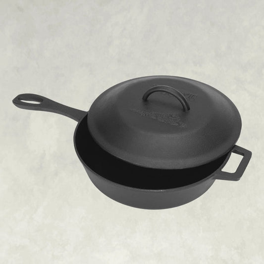 https://cdn.shopify.com/s/files/1/0029/1150/2454/files/Bayou-Classic-3-Quart-Cast-Iron-Covered-Skillet-w-Self-Basting-Lid-2.jpg?v=1685825392&width=533