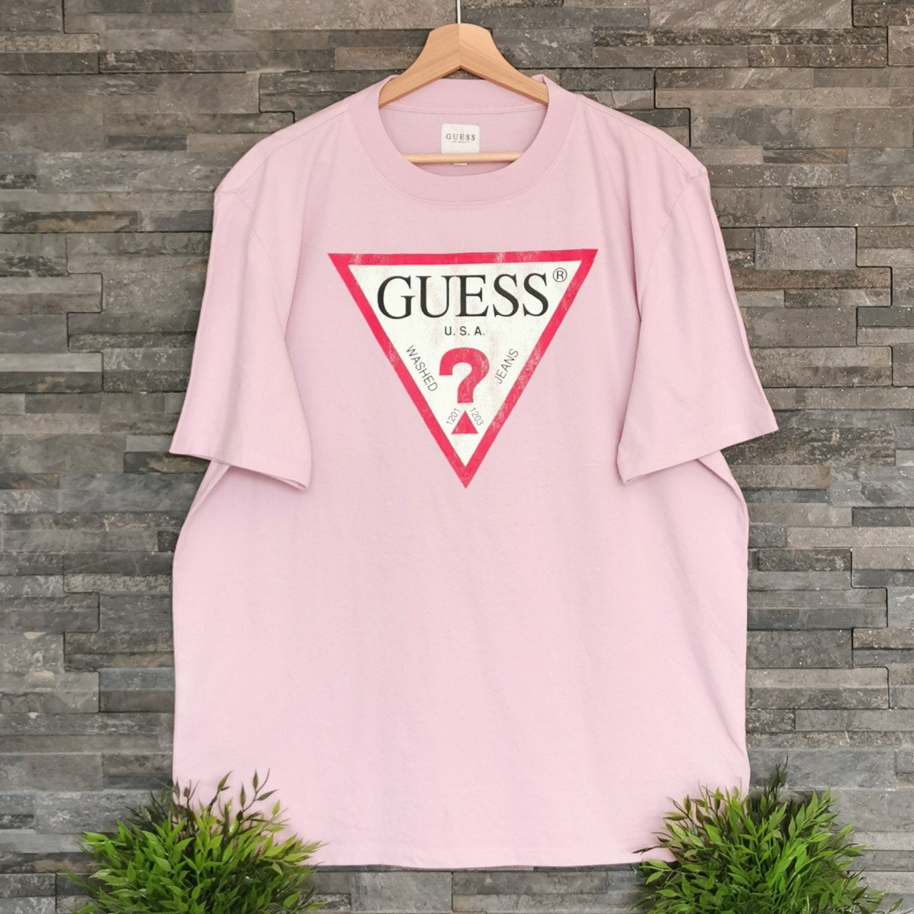 guess oversized tee