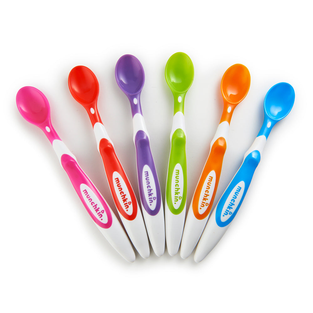Munchkin White Hot Saftey Spoons, 4 ct - Foods Co.
