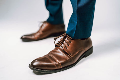 blue suit brown shoes outfit example