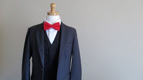 mens 3 piece suit with red bowtie