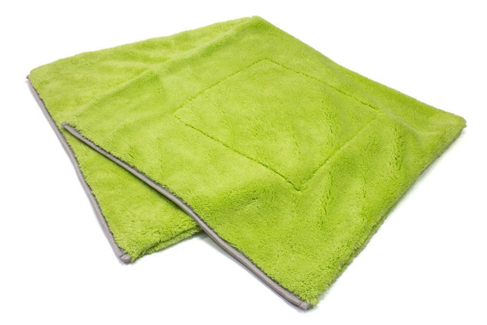 Autofiber [Motherfluffer XL] Plush Microfiber Drying Towel (22 in