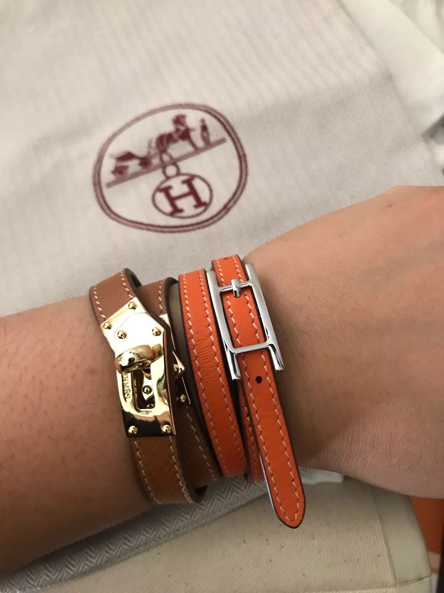 h buckle bracelet