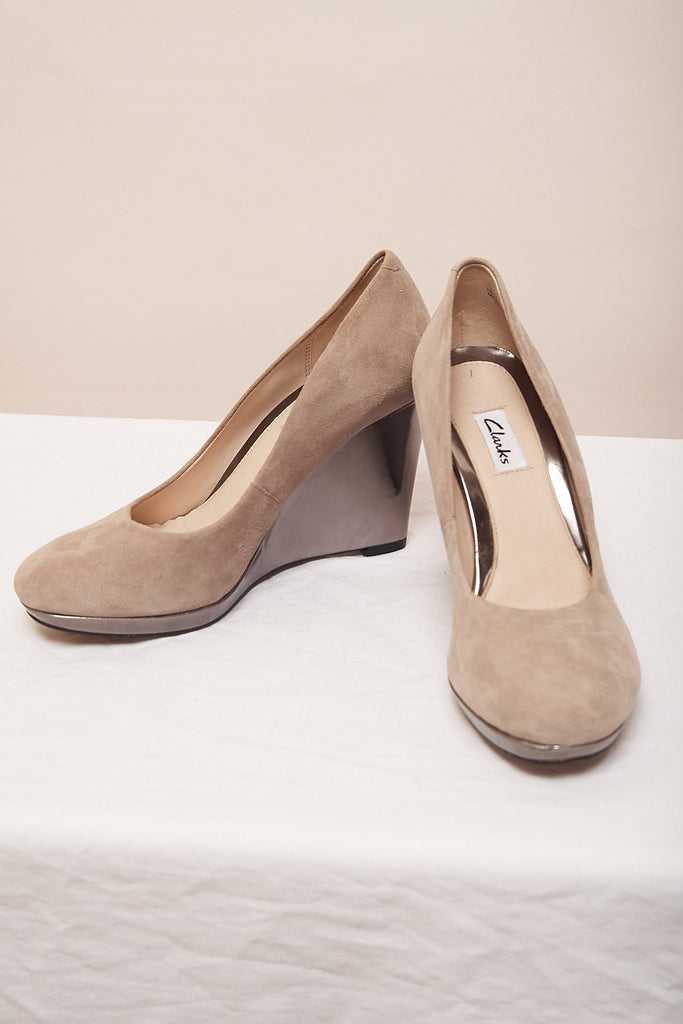 Superior Confusión metal Zapato de cuña beige, cuñas mujer, zapato de vestir – Carousel · Secondhand  & Vintage