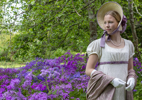 Victorian Lady Wearing Gloves - History of Gloves in Fashion