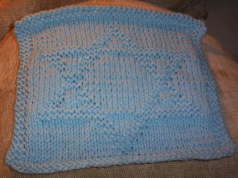 http://gimpykatkpatterns.blogspot.com/2007/10/star-of-david-dishcloth.html