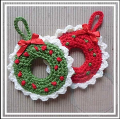 Deck the Halls with Yarn and These Holiday Crochet Projects | Christmas Crochet | Christmas Knitting Free Patterns Wreath Ornament