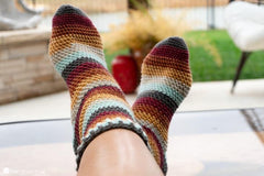 Free Cozy Sock Patterns for the Fall Months | Herringbone socks pattern