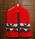 Christmas in July! Free Crochet and Knitting Patterns Roundup | Christmas Holly Knit Scarf Free Patterns