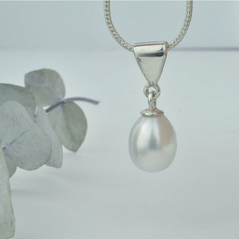 Myanmar drop white pearl simple silver setting pendant