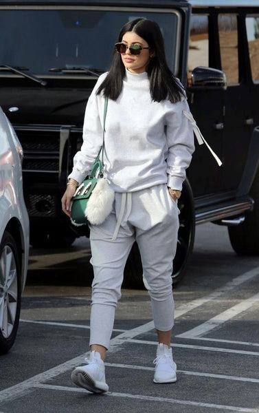 grey Sweatpants Loungewear white sneakers