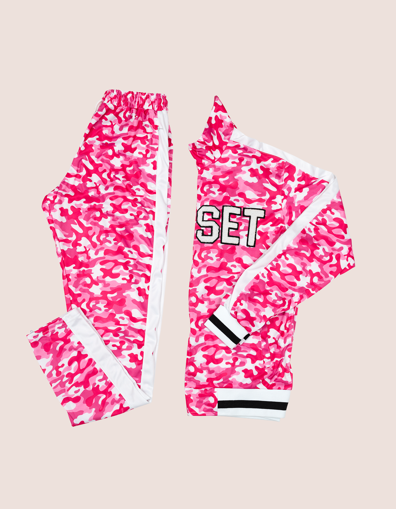 pink camo sweatsuit