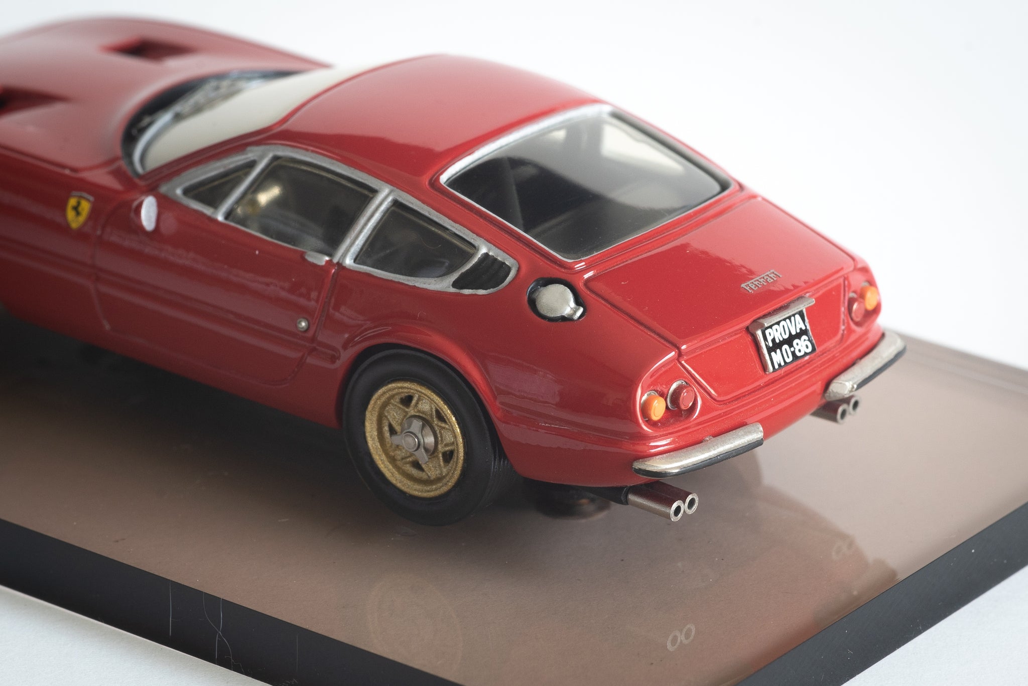 AMR 1/12 フェラーリ365GTB/4 LM74-