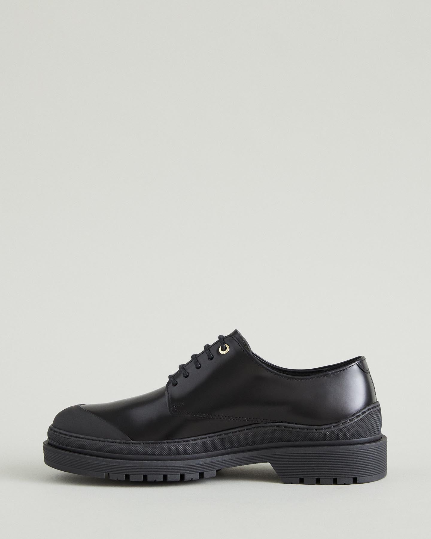 want les essentiels derby shoes