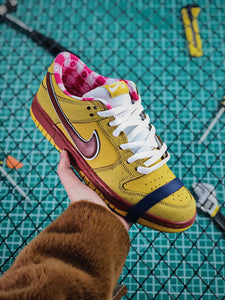 nike dunk sb low yellow lobster