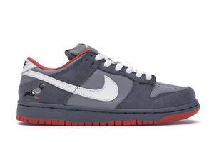 nike staple pigeon dunks