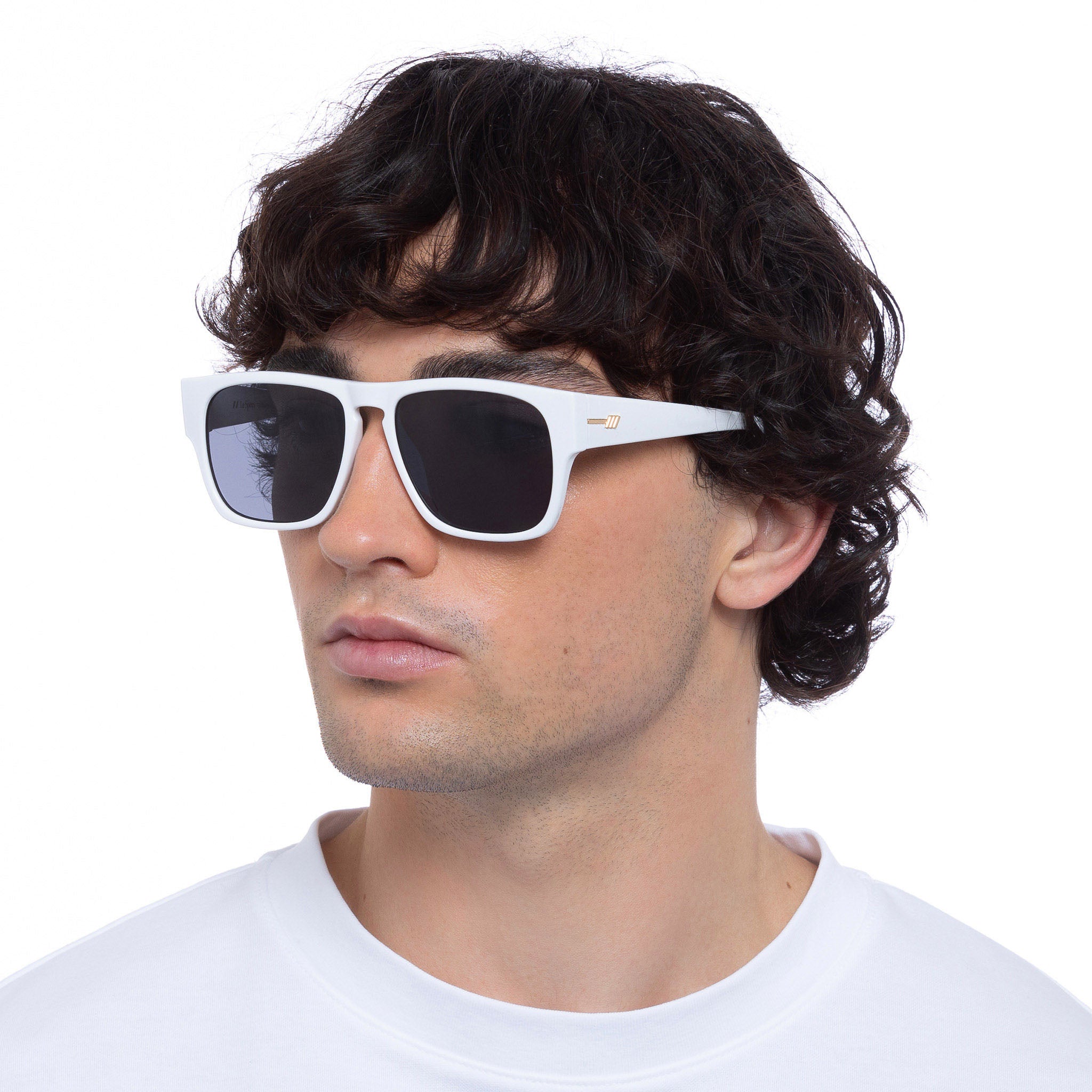 Le Specs Transmission 56mm D-frame Sunglasses In White