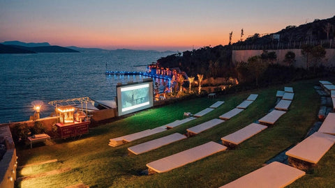 Outdoor Movie Projectors Features