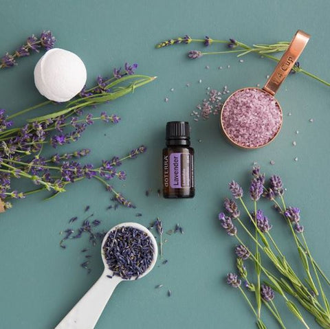 óleo essencial de lavanda doterra