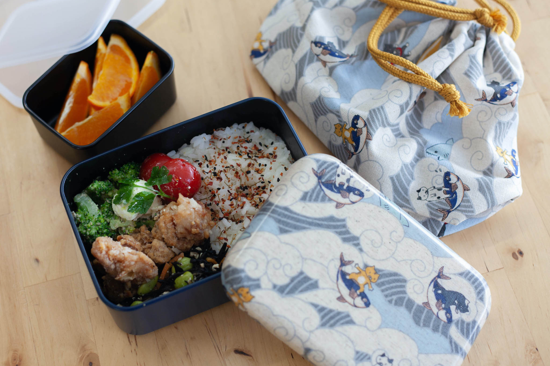 Bento&co's Surfing Neko bento box