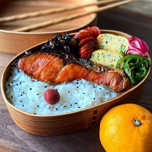 Salmon bento in a magewappa bento