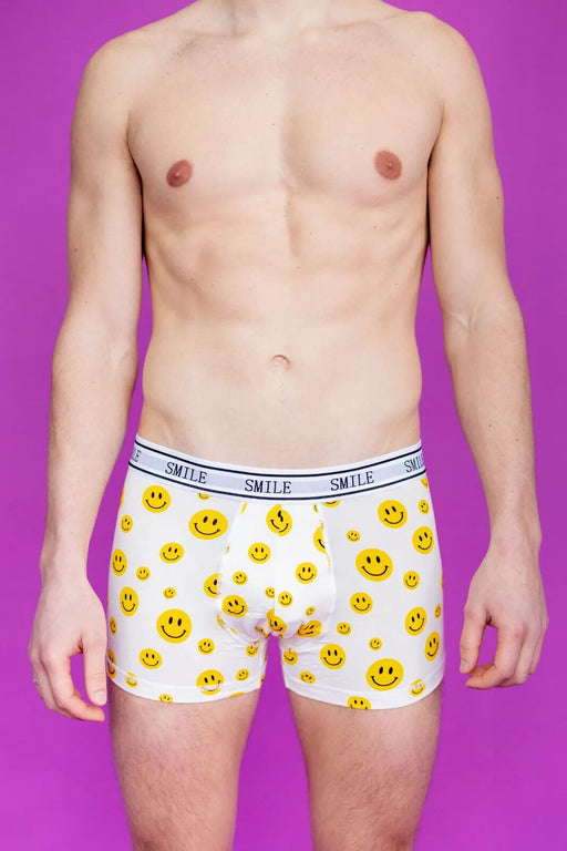 https://cdn.shopify.com/s/files/1/0029/9201/3421/products/pop-underwear-short-boxer-smile-bamboo-underwear-hypoallergenic-1-150670_512x769.jpg?v=1705602583