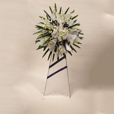 What flowers to buy for condolence flowers